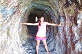 Тоннель в скале Дженевез-Кая (Гурзуф)